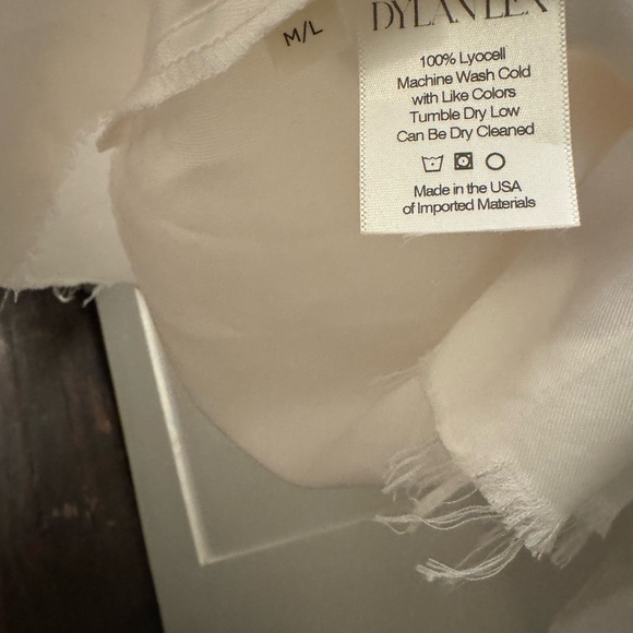 SOLD OUT - NWT Classic DYLAN LEX "DLEX" button down shirt M/L - Picture 7 of 8